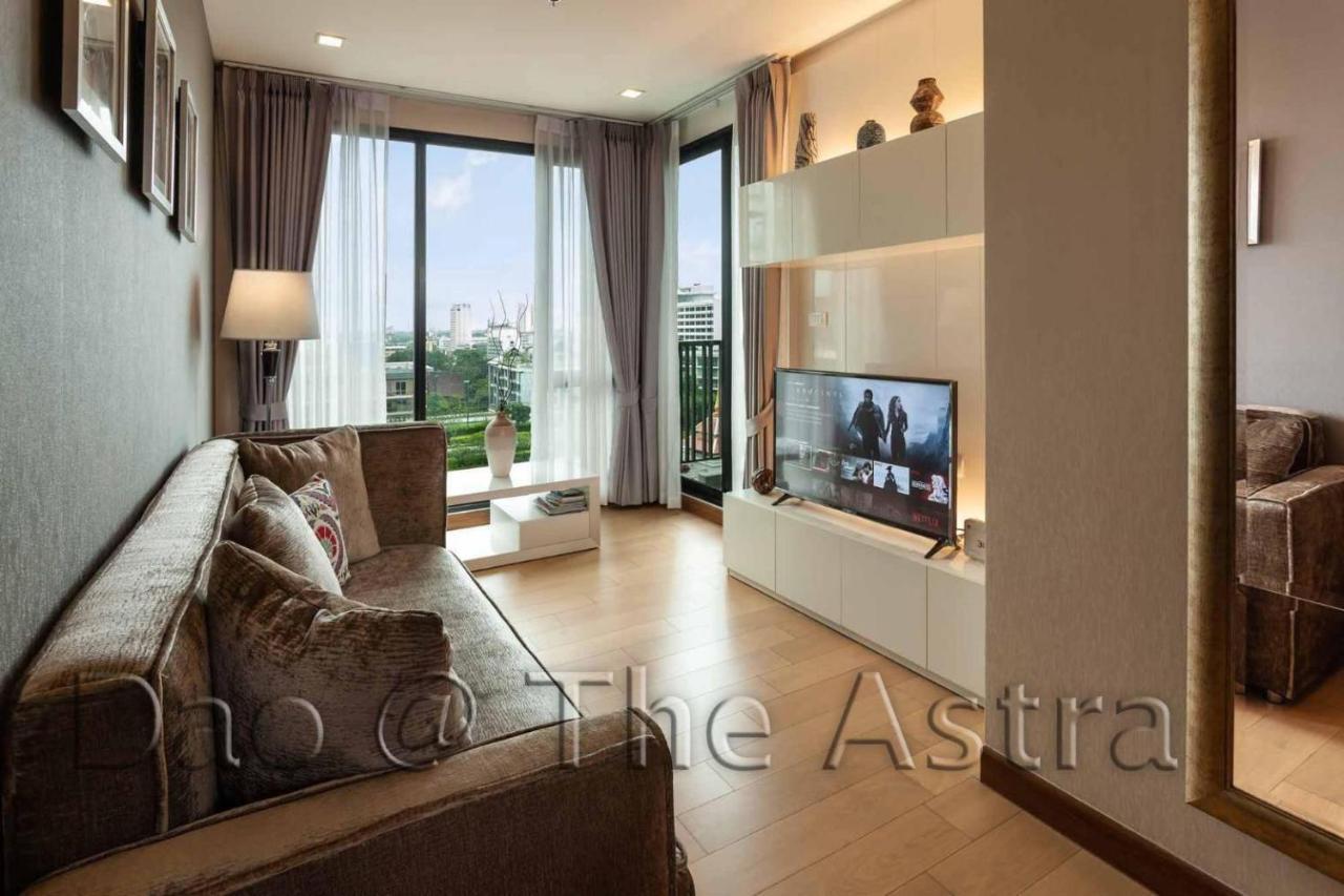 Ferienwohnung The Astra Chiang Mai Exterior foto