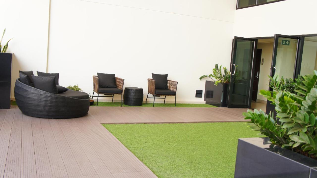 Ferienwohnung The Astra Chiang Mai Exterior foto